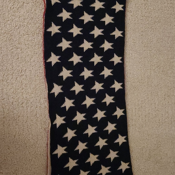 American Flag Scarf 🇺🇸 - Picture 6 of 12
